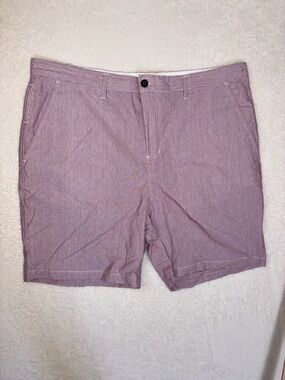 EUC! Winston brand men's shorts classic red  striped seersucker pattern SZ 42